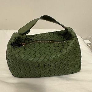 Bottega Veneta Intrecciato green pouch bag
